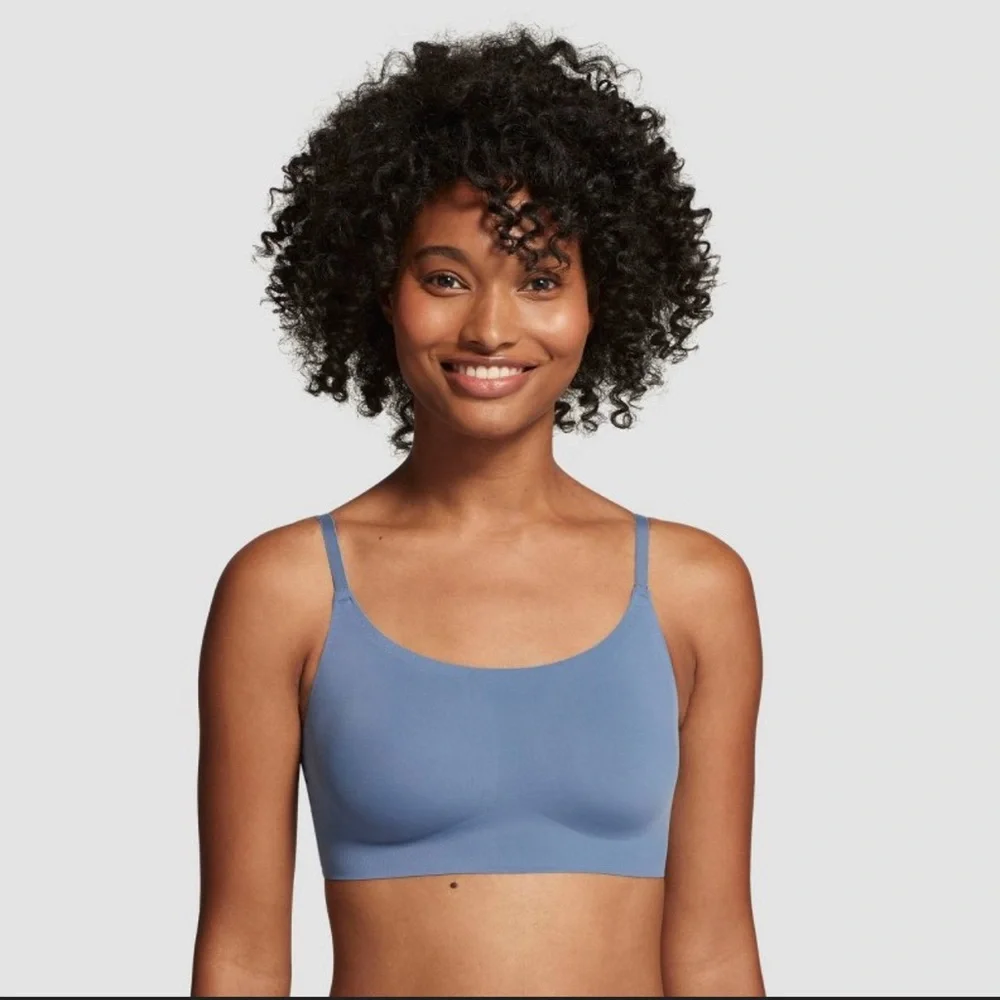 The everyday scoop neck adjustable strap bra from True & co.-Brand New W/Tags